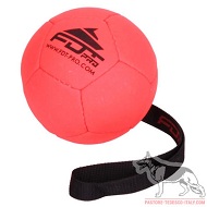 Palla rossa gonfiata Air Toy diam. 12 cm con maniglia per cani Palla rossa gonfiata Air Toy diam. 12 cm con maniglia per cani