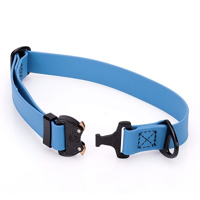 Collare per cane realizzato in materiale innovativo biotane di colore blu per malinois